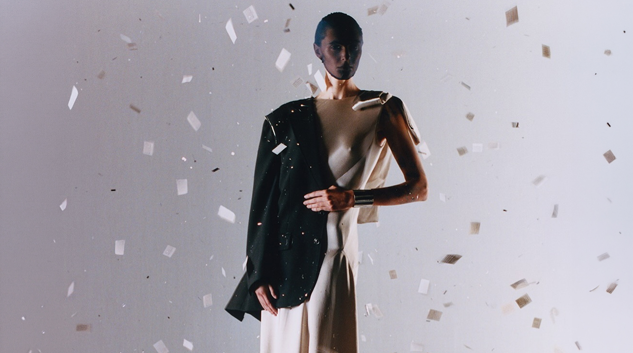 2026 moda dünyası Maison Margiela FW26 defile ve arşiv detayları